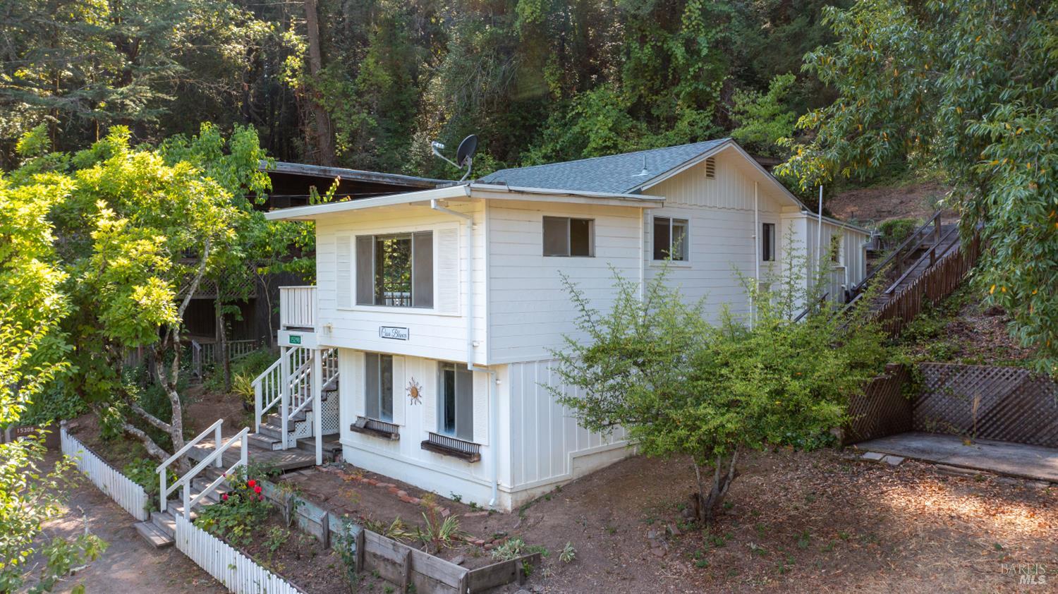 15298 Orchard Road Guerneville CA 95446