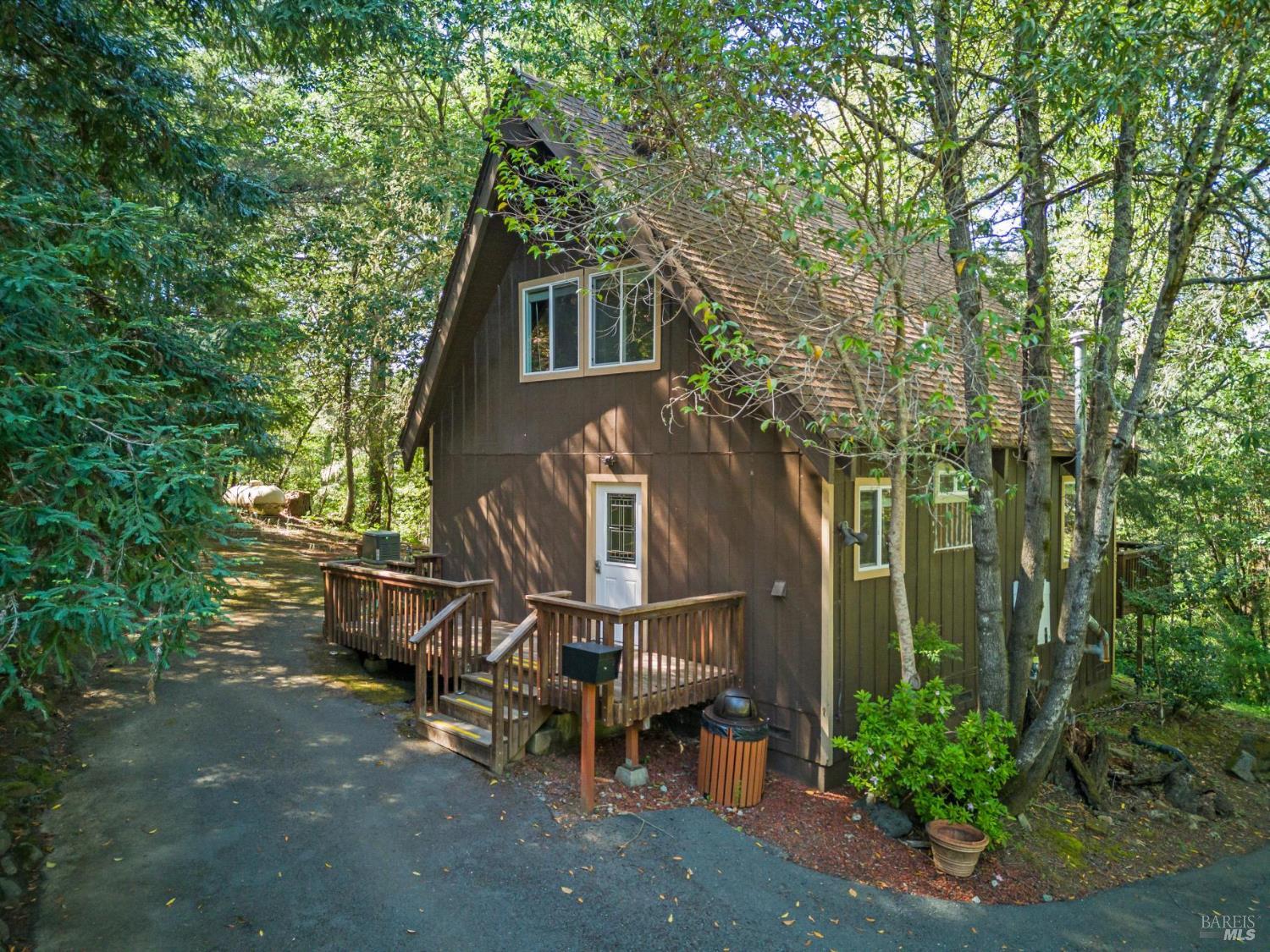 2264 Green Hill Road Sebastopol CA 95472