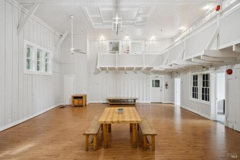 2264 Green Hill Road Sebastopol CA 95472