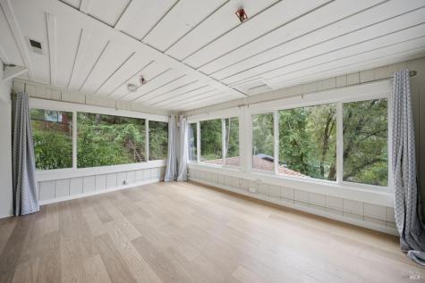 2264 Green Hill Road Sebastopol CA 95472