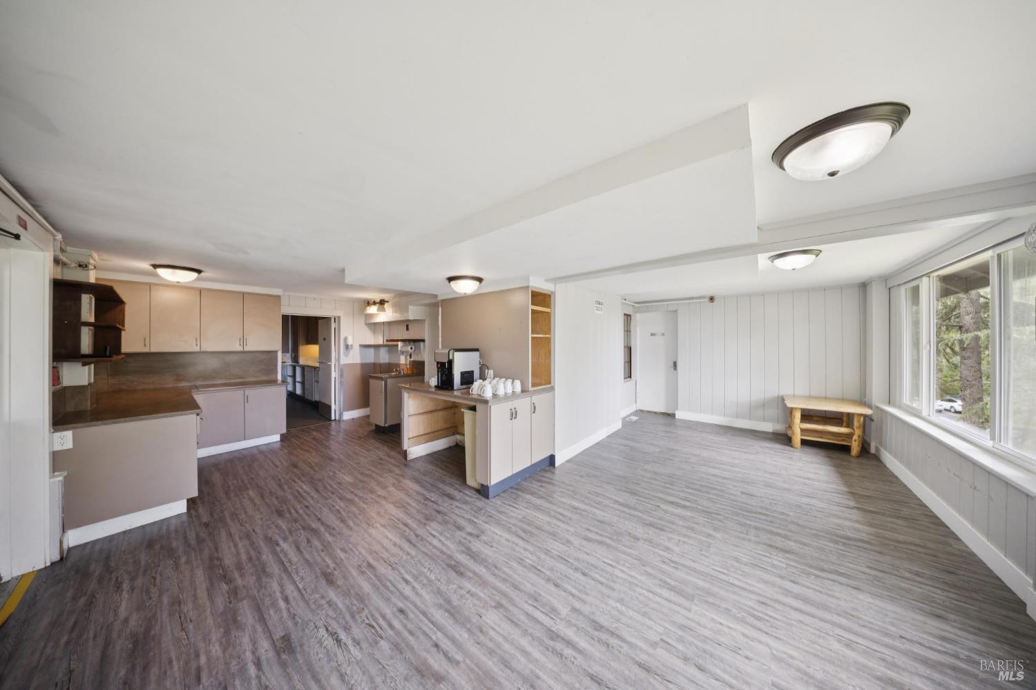 2264 Green Hill Road Sebastopol CA 95472
