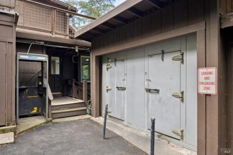 2264 Green Hill Road Sebastopol CA 95472