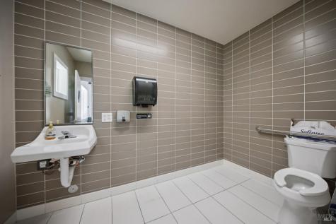 2264 Green Hill Road Sebastopol CA 95472