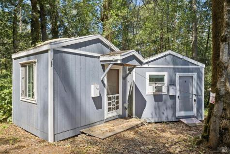 2264 Green Hill Road Sebastopol CA 95472