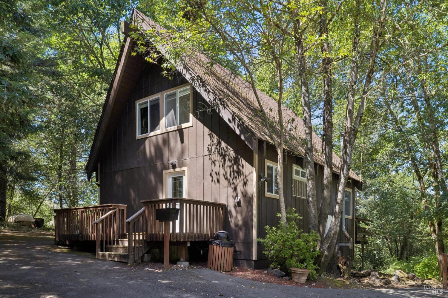 2264 Green Hill Road Sebastopol CA 95472