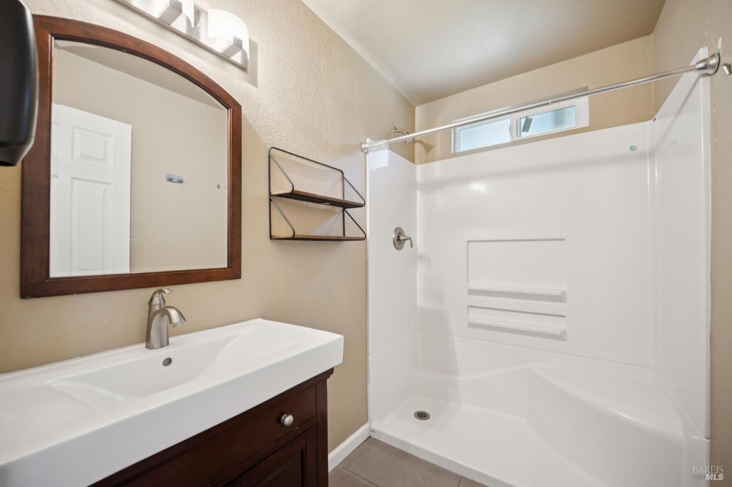 2264 Green Hill Road Sebastopol CA 95472