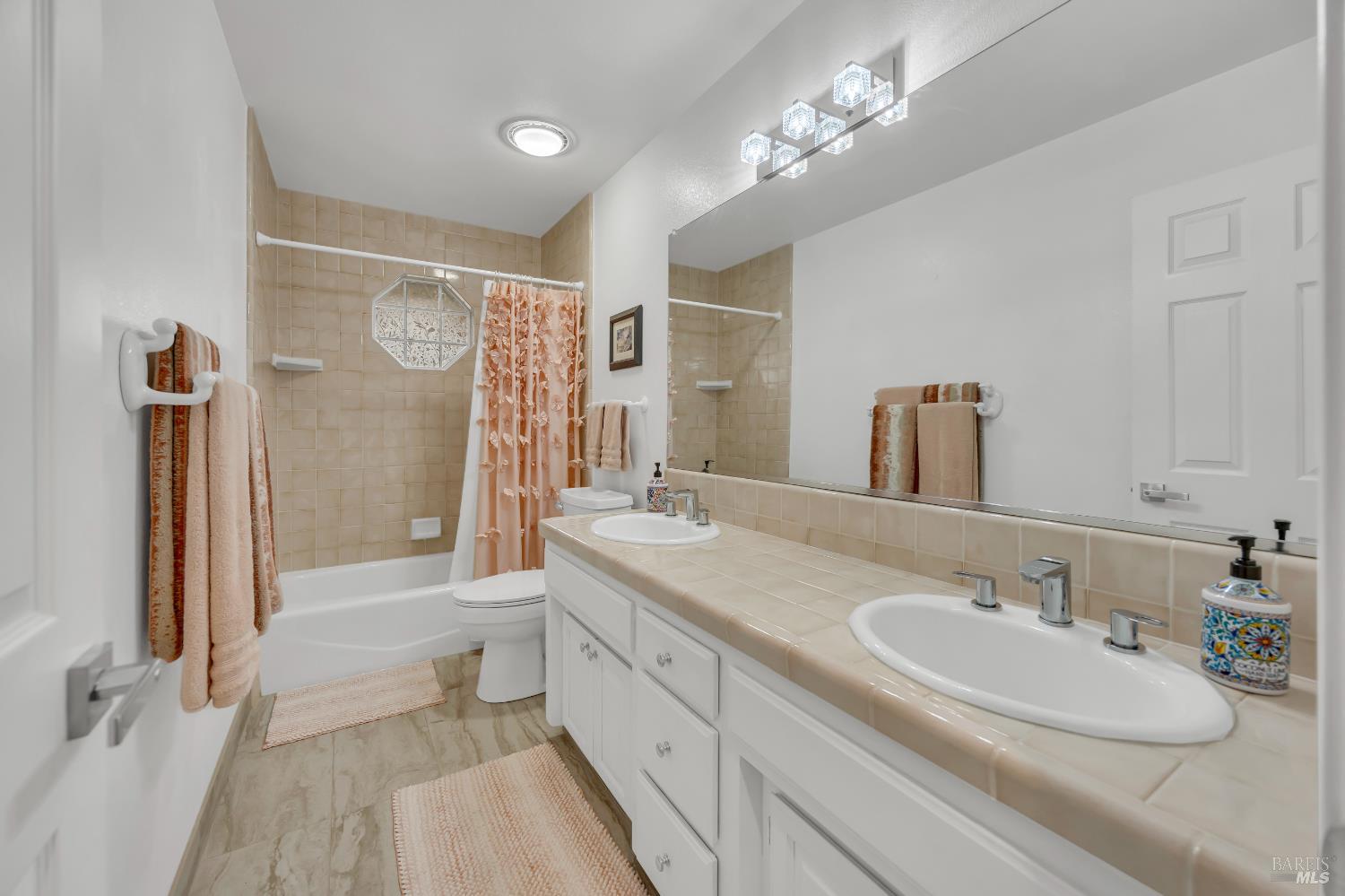 14 Clement Court Napa CA 94558
