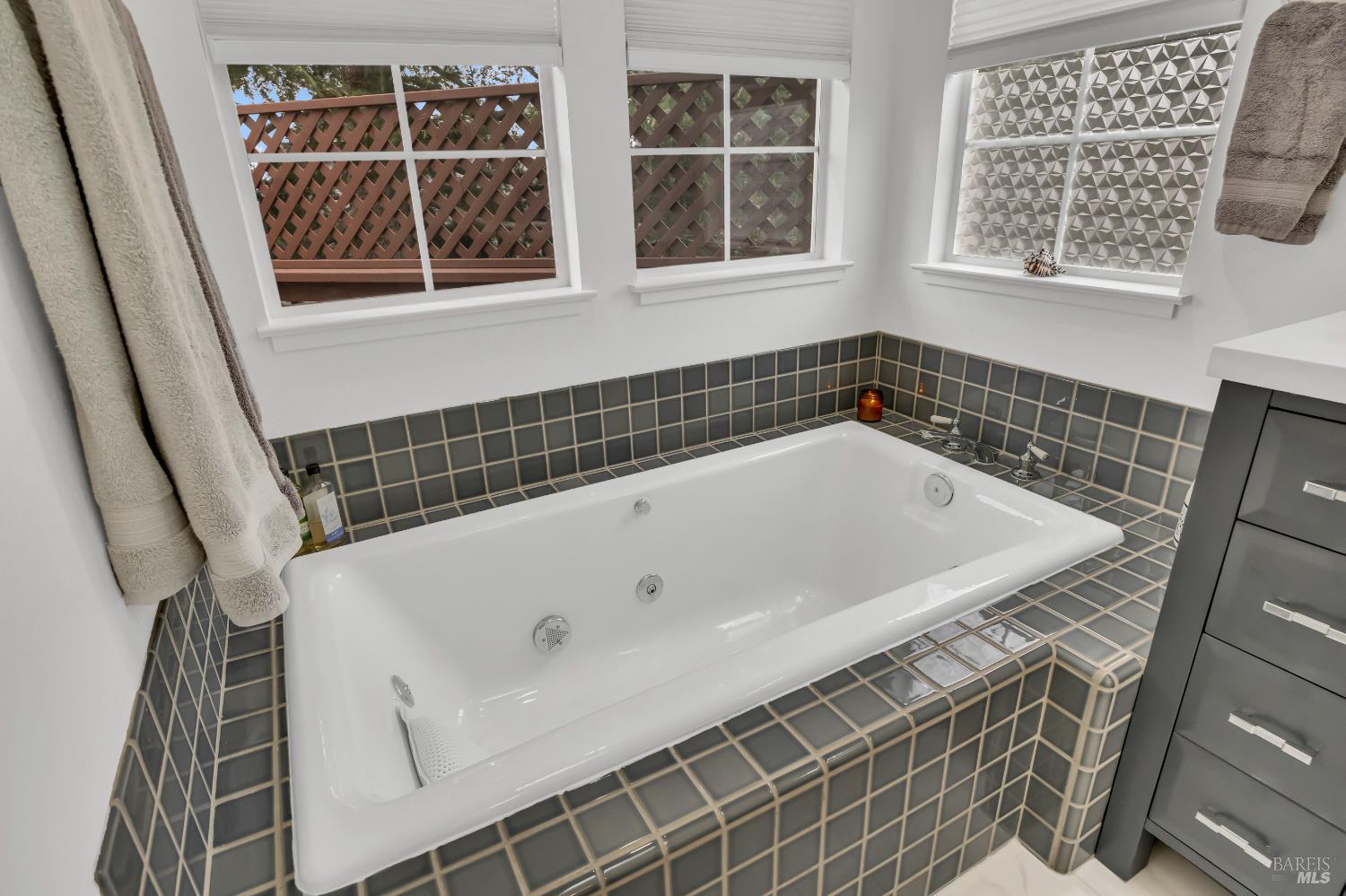 14 Clement Court Napa CA 94558