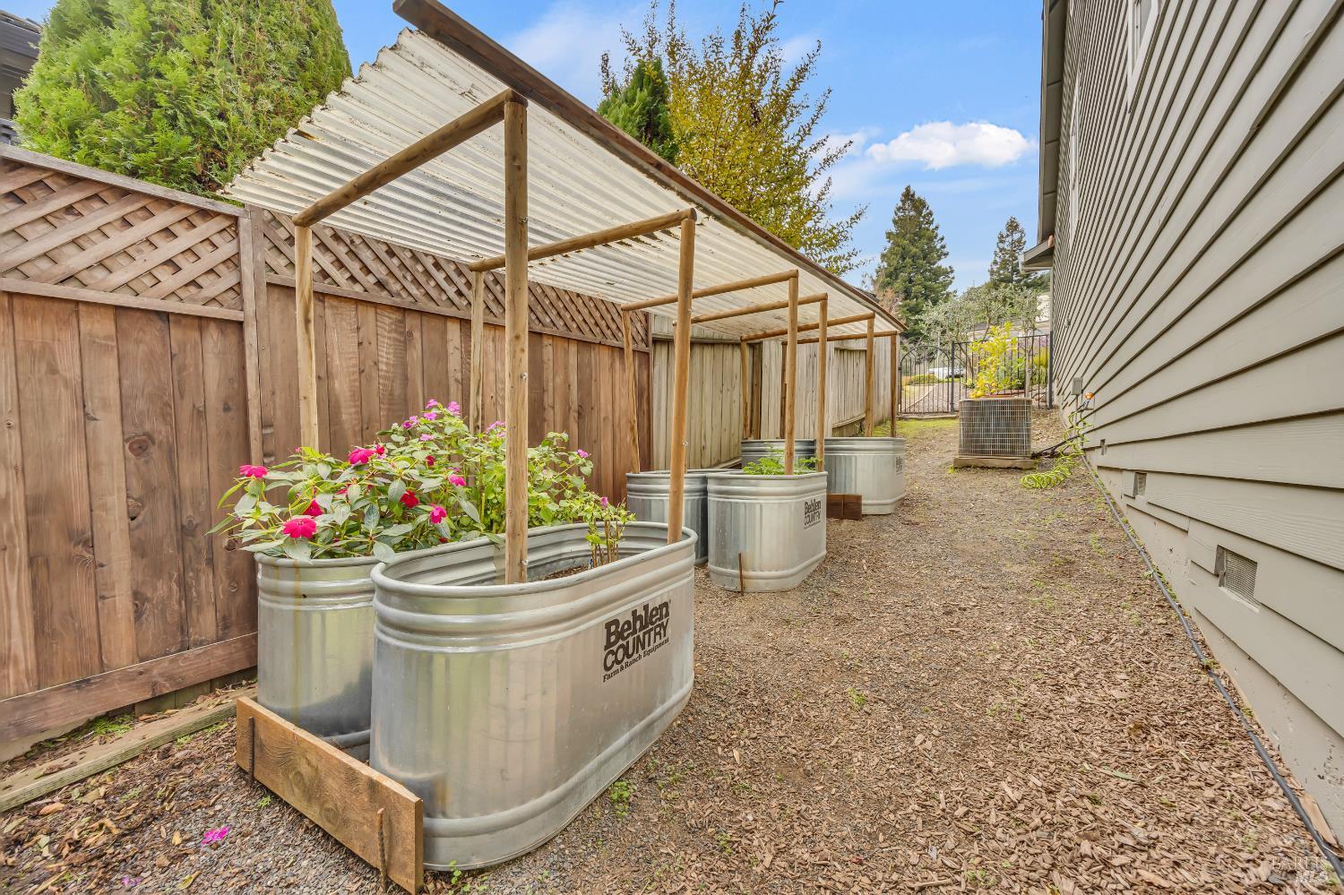 14 Clement Court Napa CA 94558
