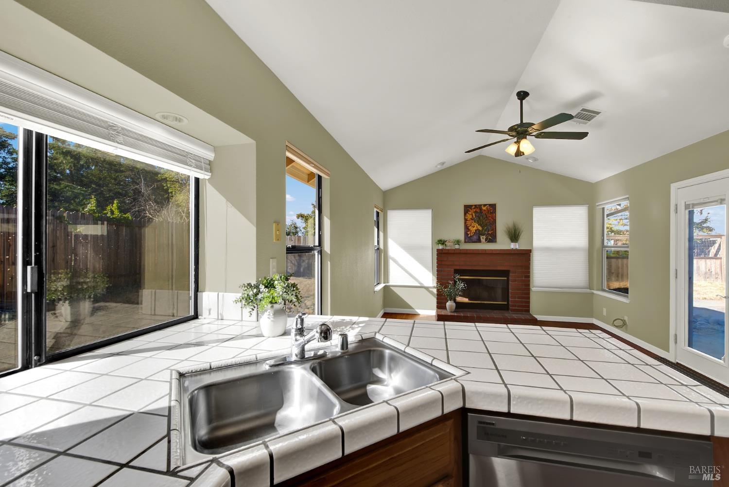 2405 Topgallant Court Fairfield CA 94534