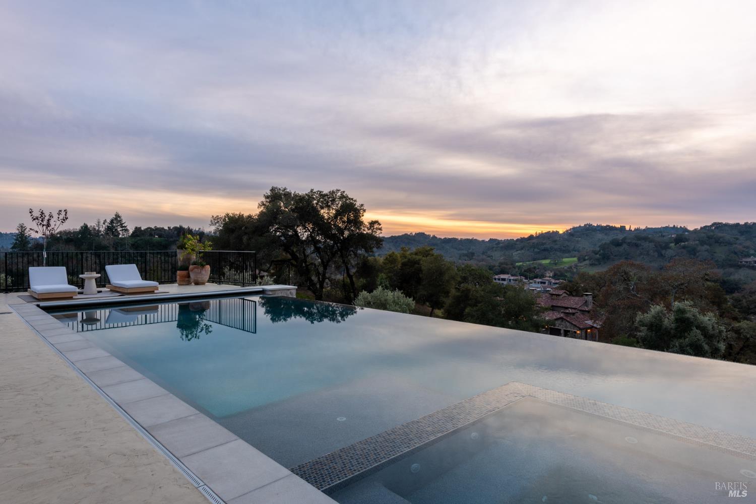 5733 Cottage Ridge Road Santa Rosa CA 95403
