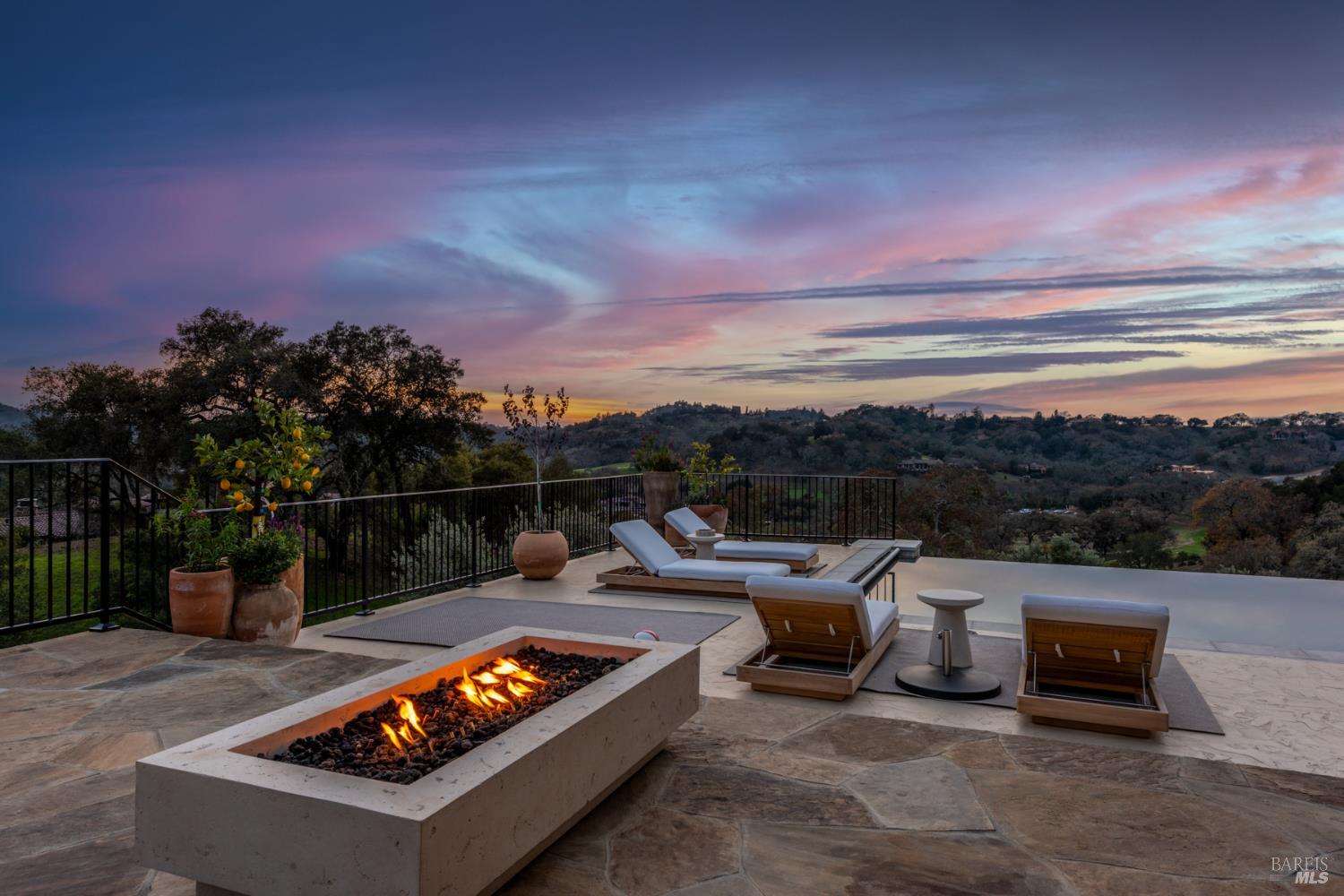 5733 Cottage Ridge Road Santa Rosa CA 95403