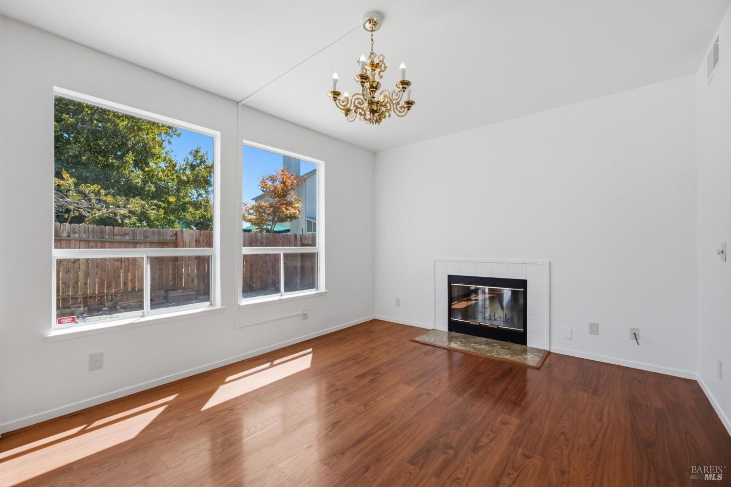 289 Tamarisk Circle Suisun City CA 94585