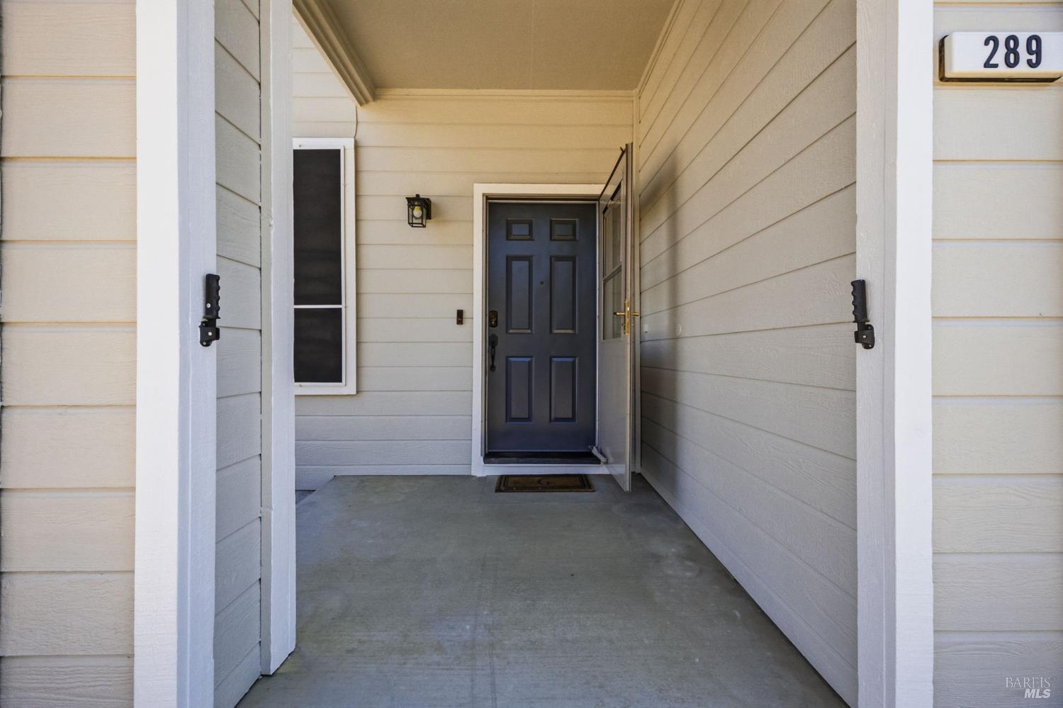 289 Tamarisk Circle Suisun City CA 94585