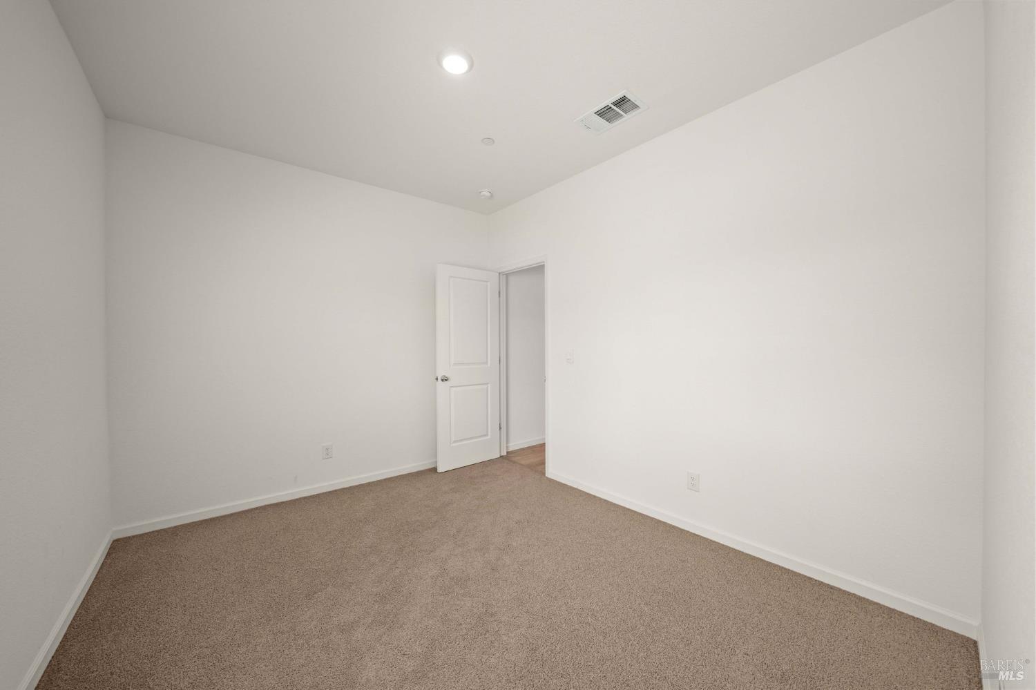 670 Wisteria Lane Dixon CA 95620