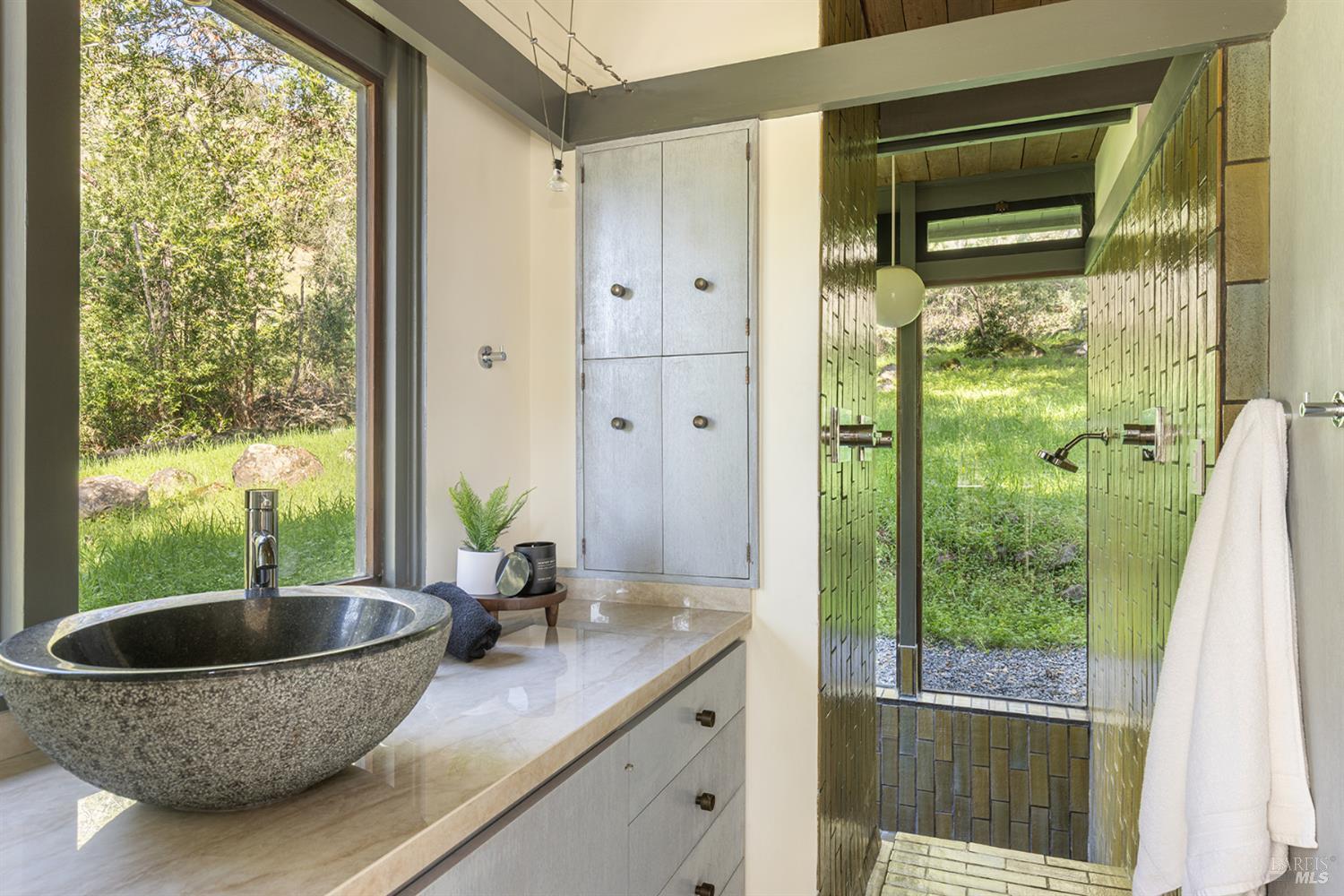 5815 Bennett Valley Road Santa Rosa CA 95404