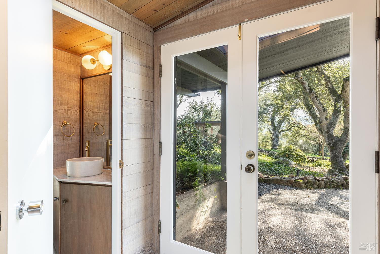 5815 Bennett Valley Road Santa Rosa CA 95404