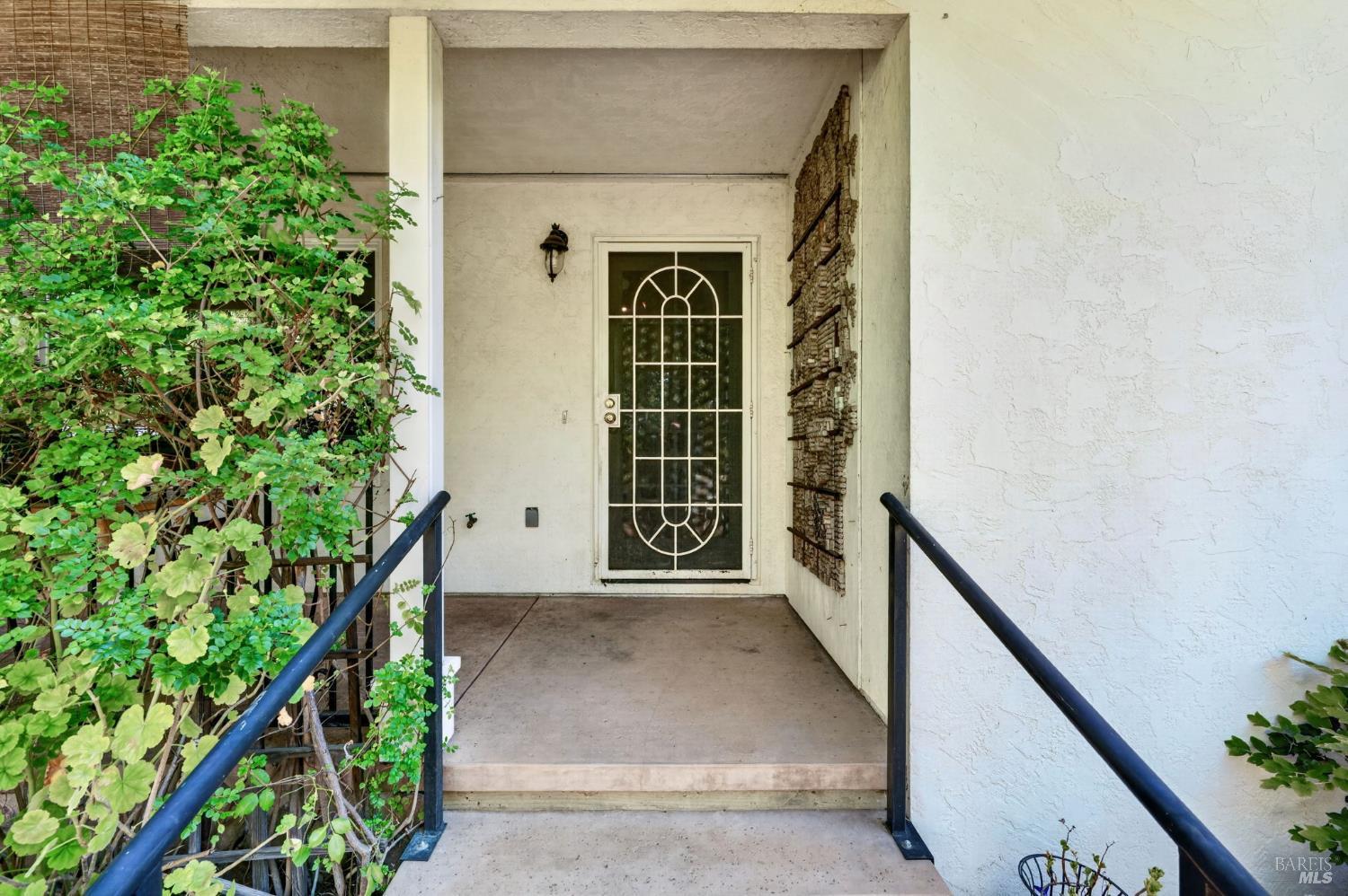 910 S Cloverdale Boulevard Cloverdale CA 95425