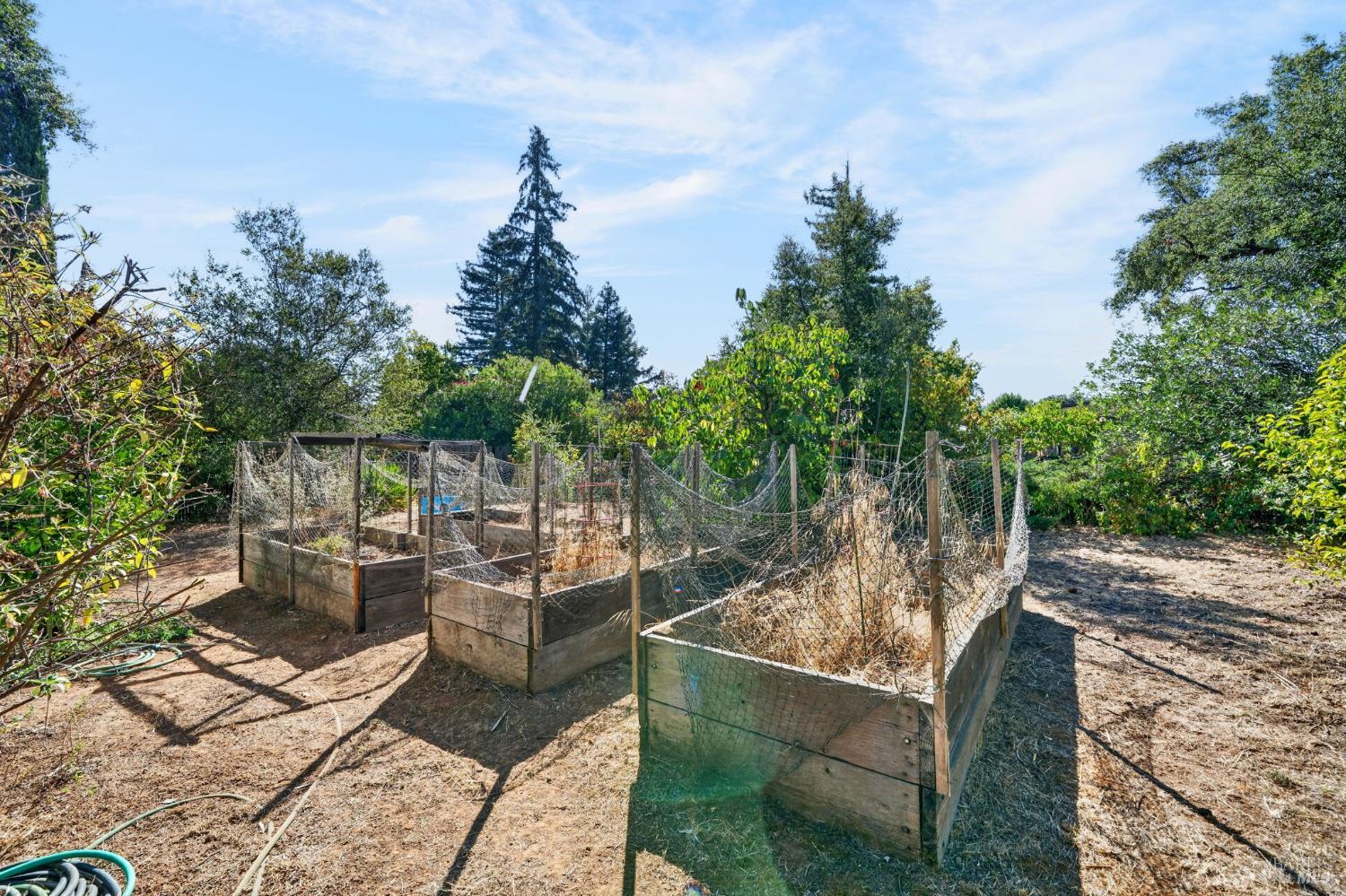 910 S Cloverdale Boulevard Cloverdale CA 95425