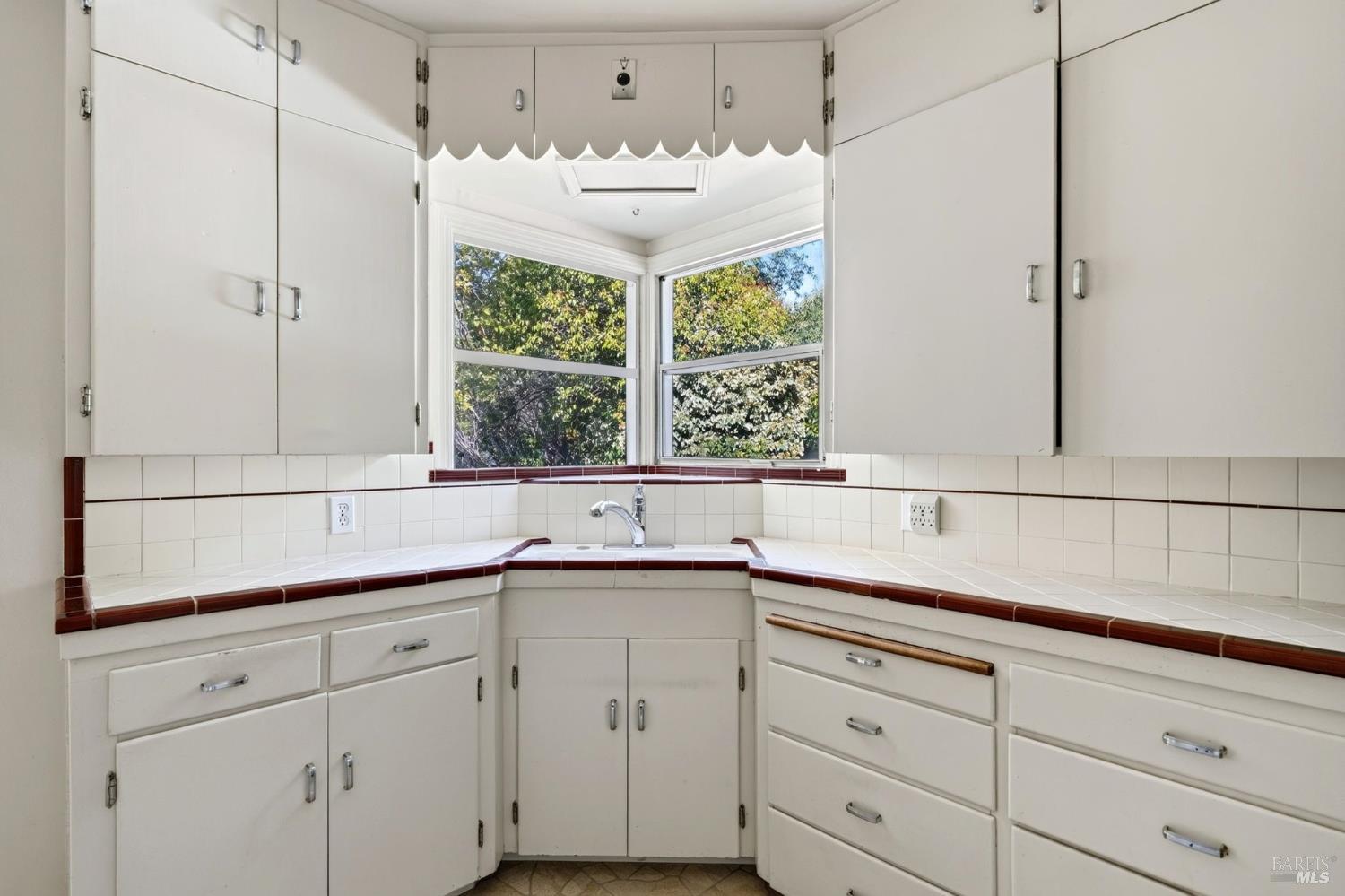 910 S Cloverdale Boulevard Cloverdale CA 95425