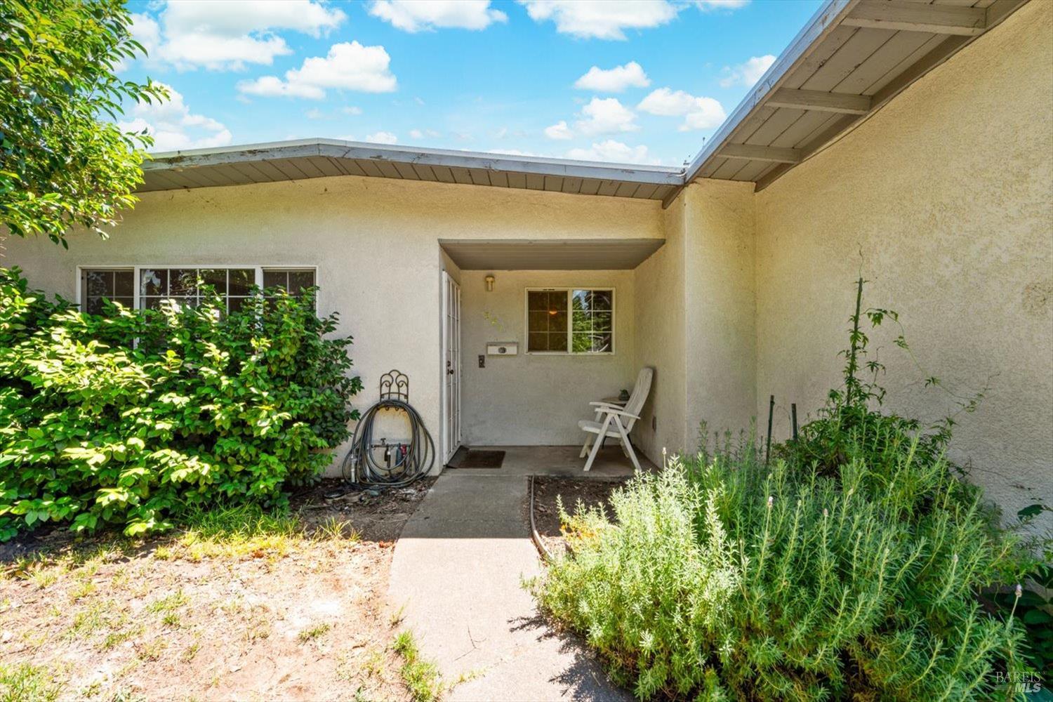 341 Grape Street Vacaville CA 95688