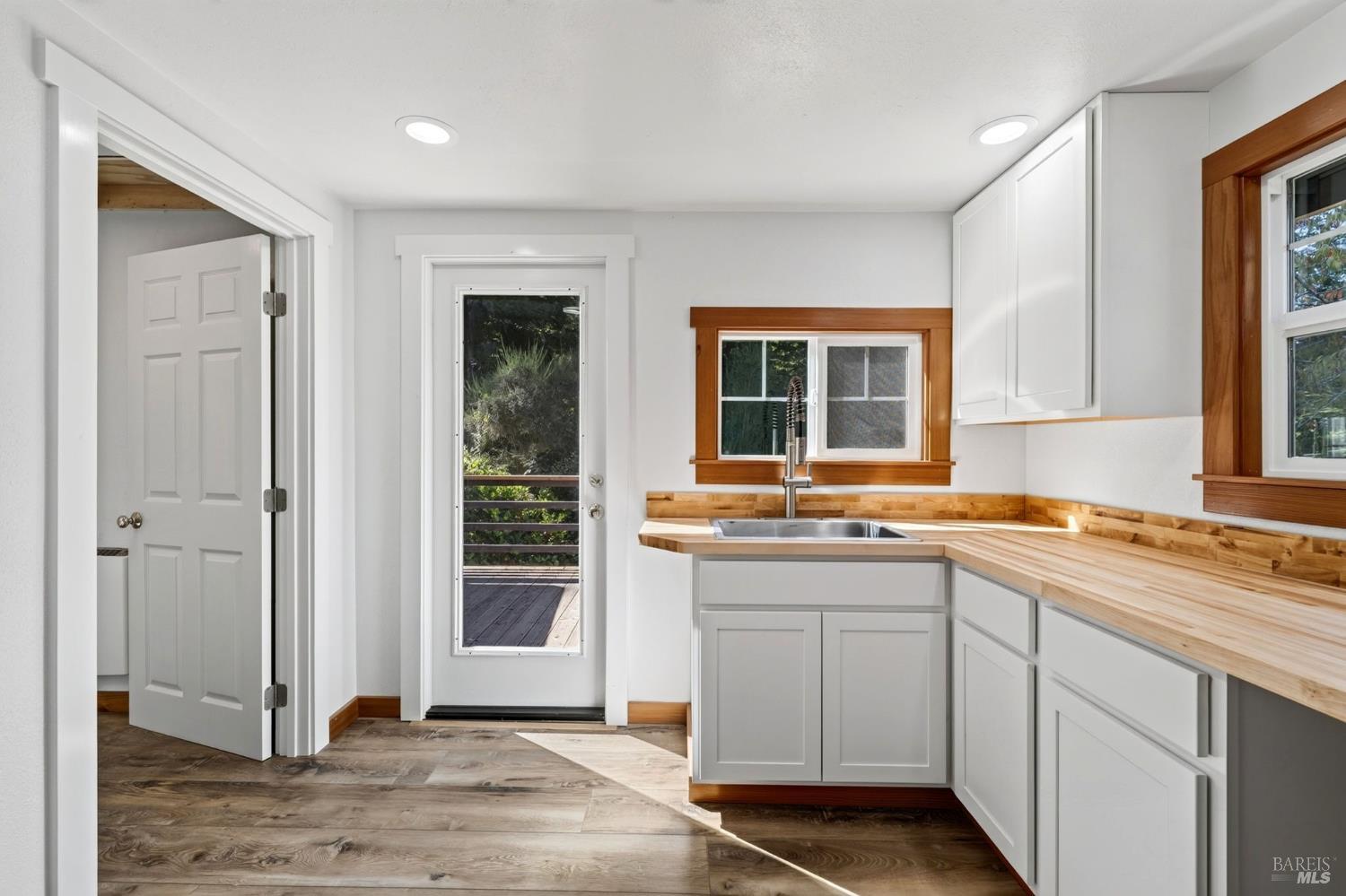 3000 Albion Ridge H Road Albion CA 95410