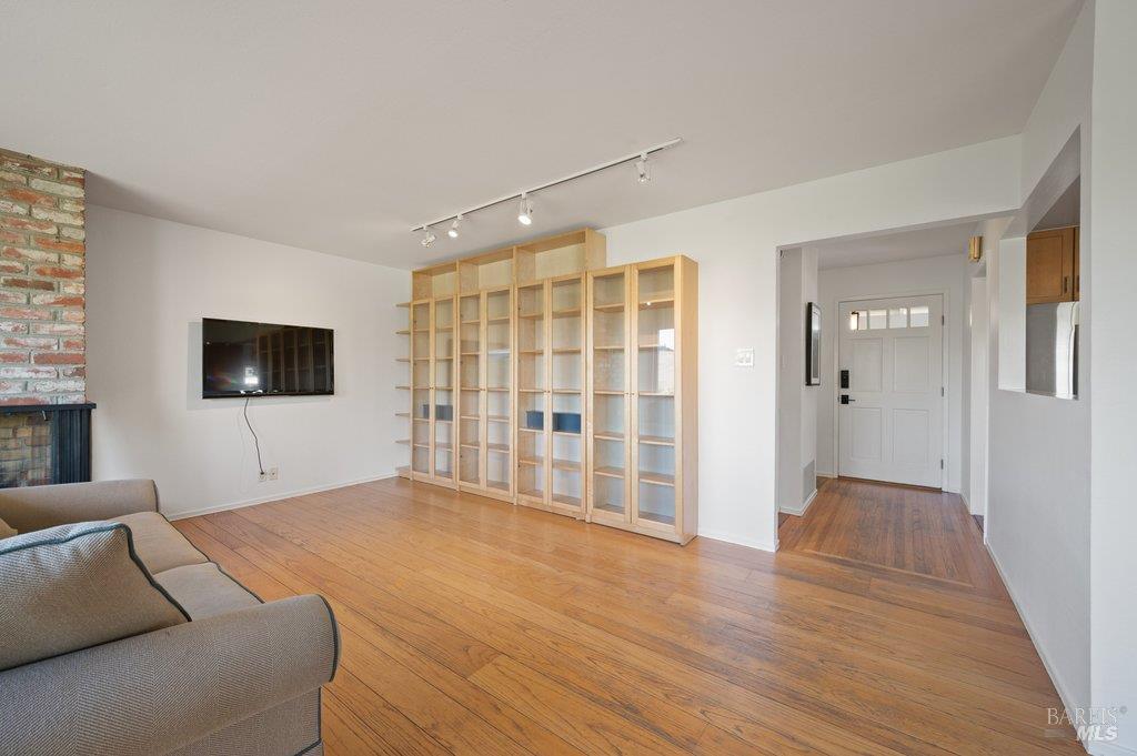 4 Longfellow Road Mill Valley CA 94941