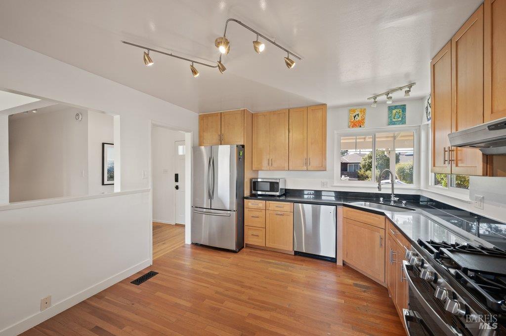 4 Longfellow Road Mill Valley CA 94941