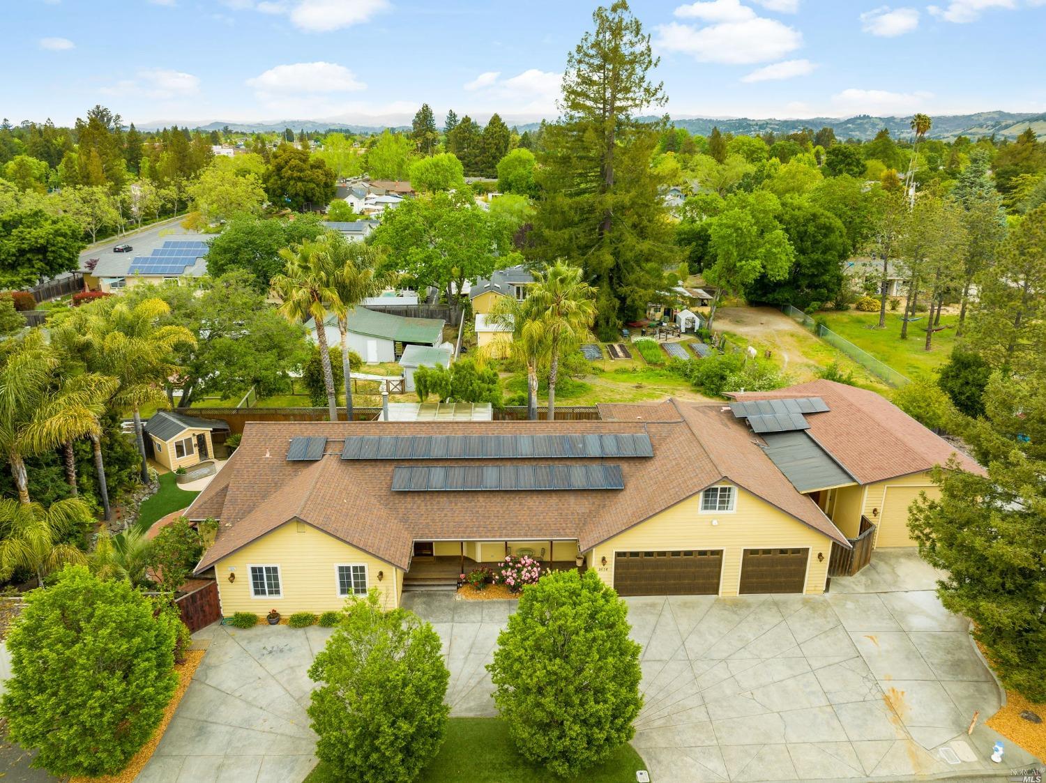 1614 Peterson Lane Santa Rosa CA 95403