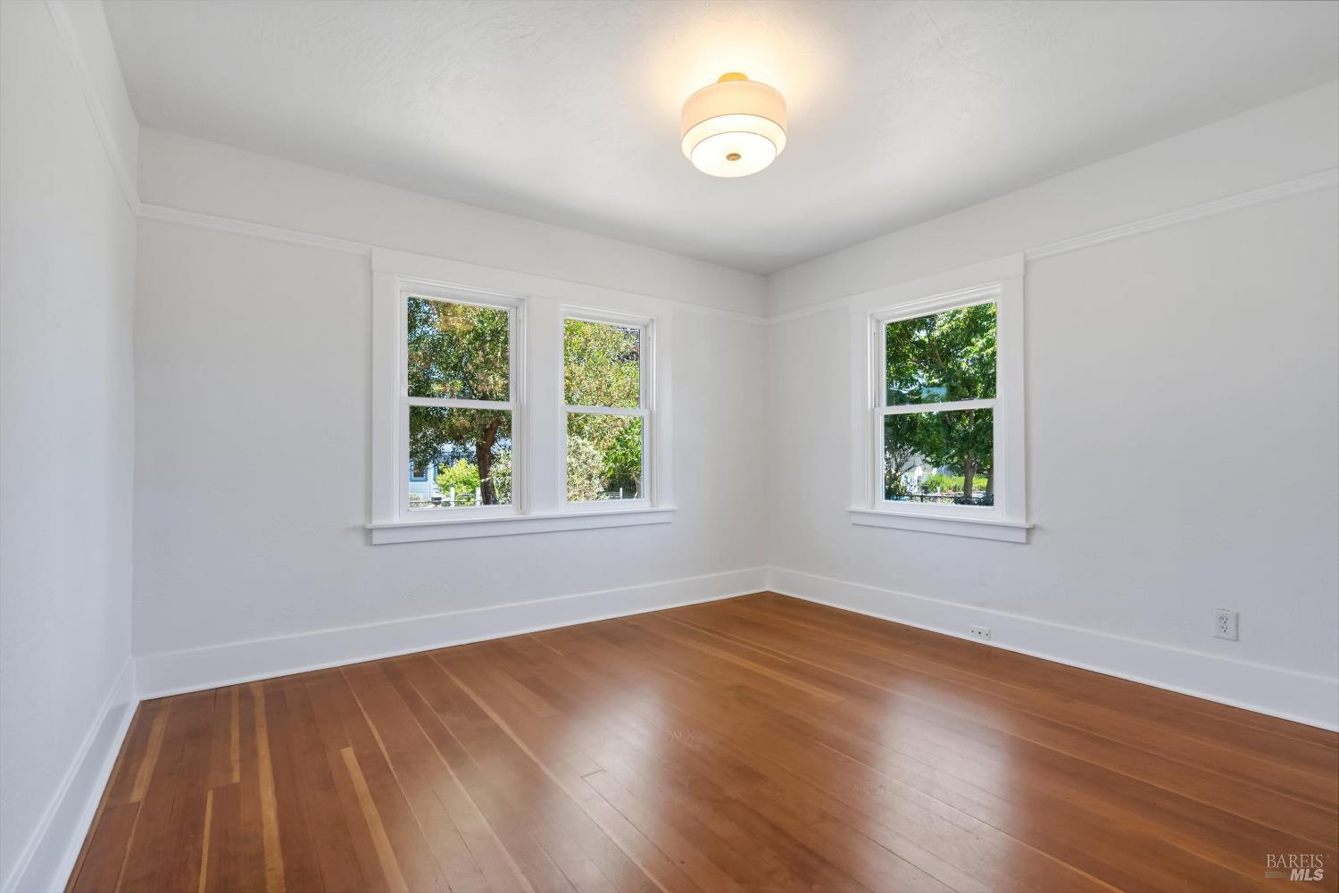 720-724 Liberty Road Petaluma CA 94952