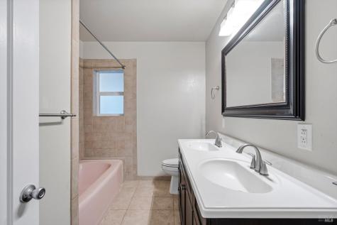 720-724 Liberty Road Petaluma CA 94952