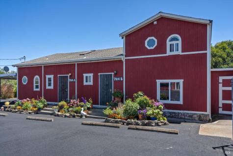 720-724 Liberty Road Petaluma CA 94952