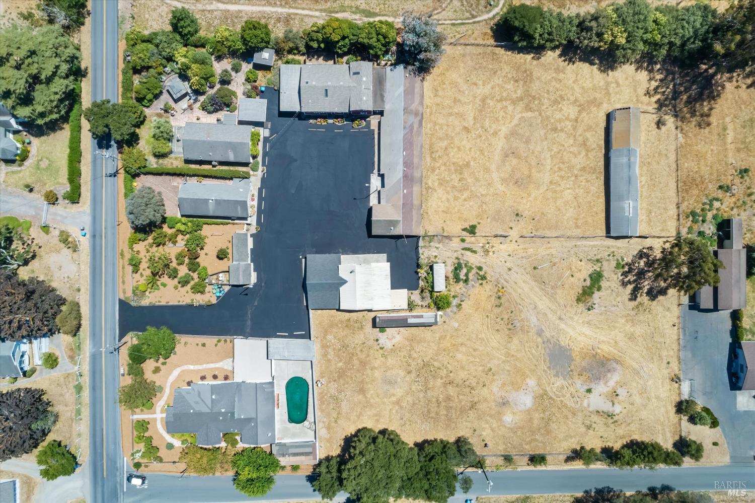 720-724 Liberty Road Petaluma CA 94952