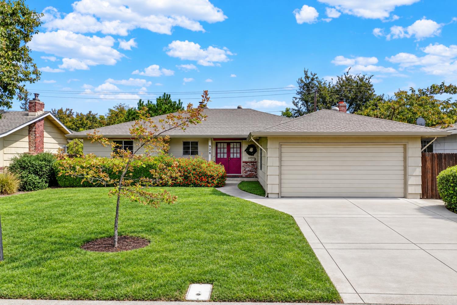 928 Acacia Davis CA 95616