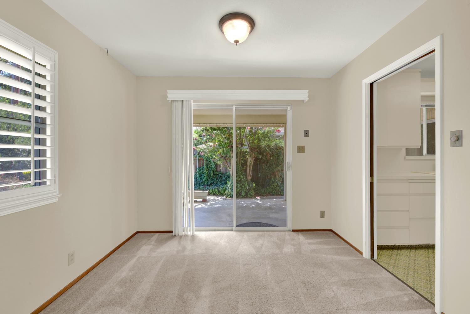 928 Acacia Davis CA 95616