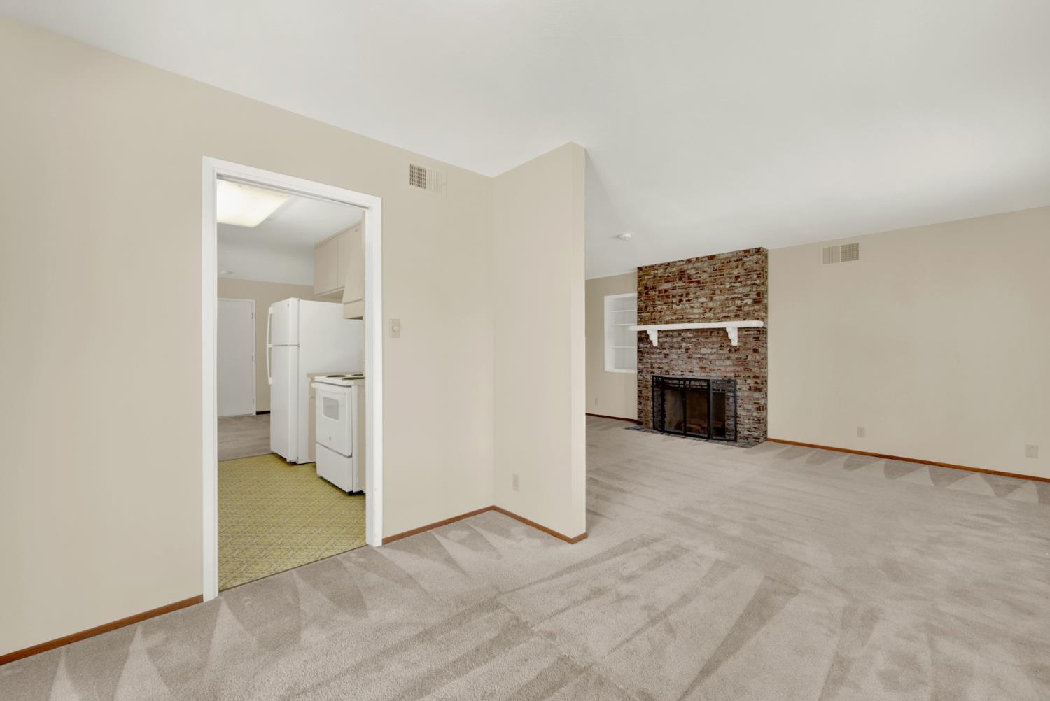 928 Acacia Davis CA 95616