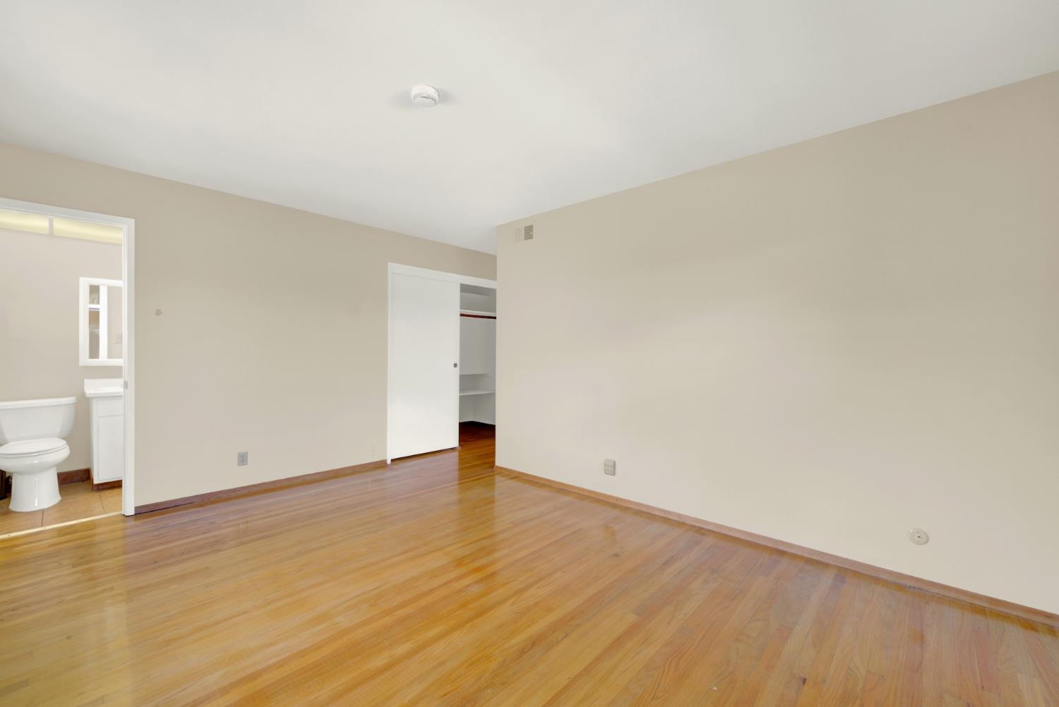 928 Acacia Davis CA 95616