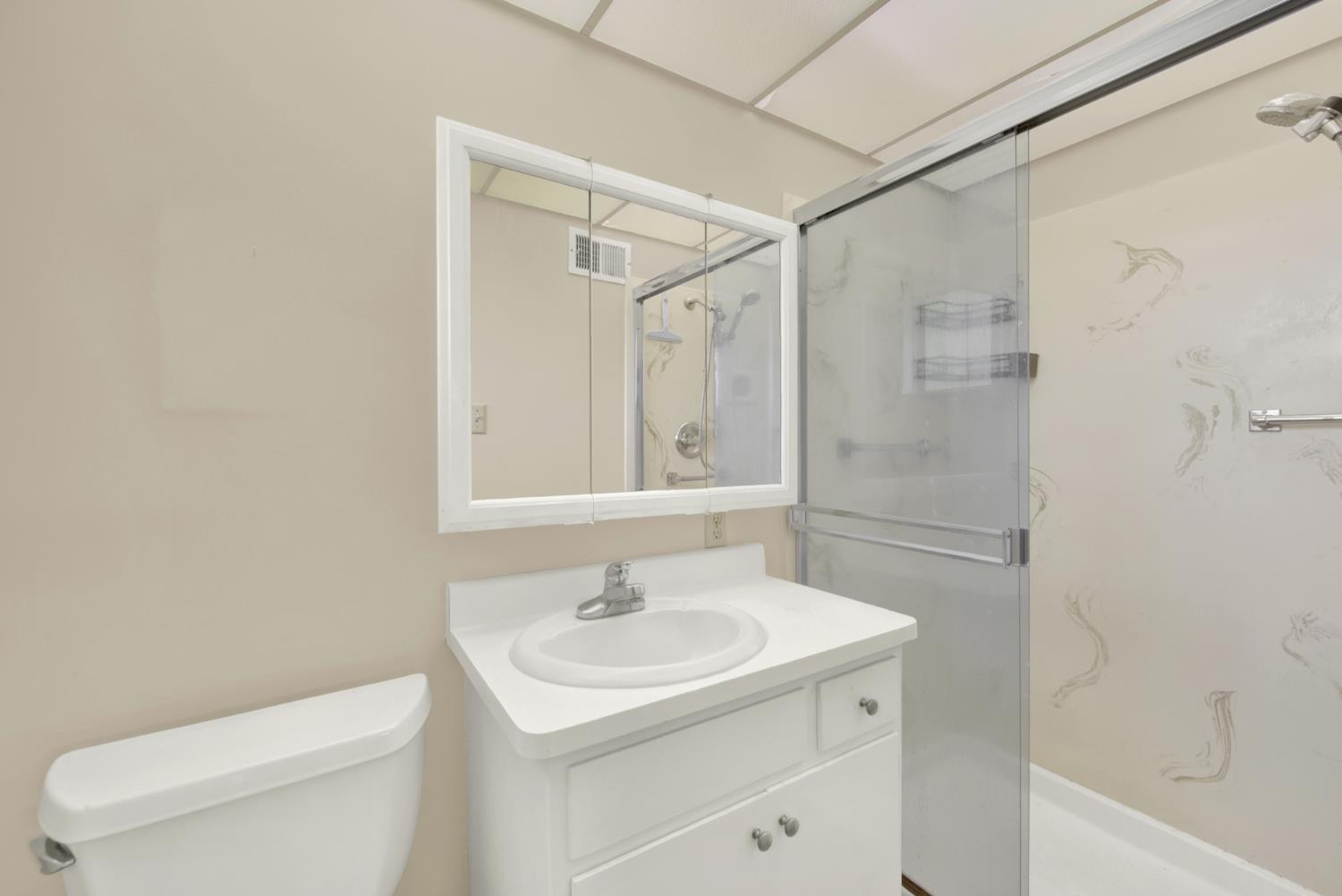 928 Acacia Davis CA 95616