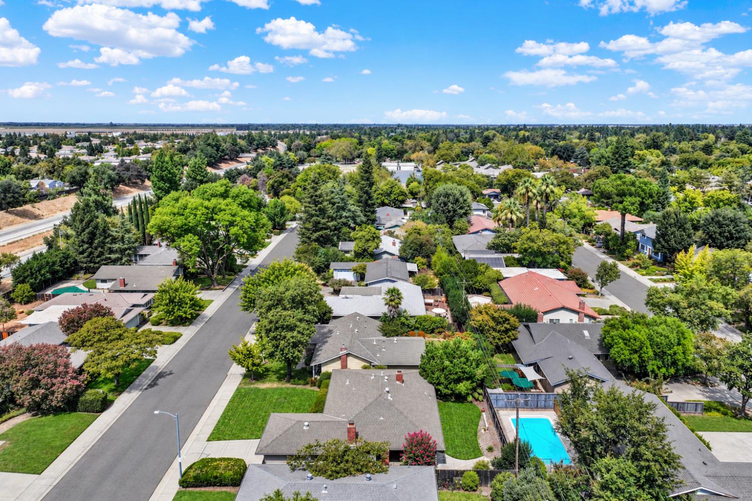 928 Acacia Davis CA 95616