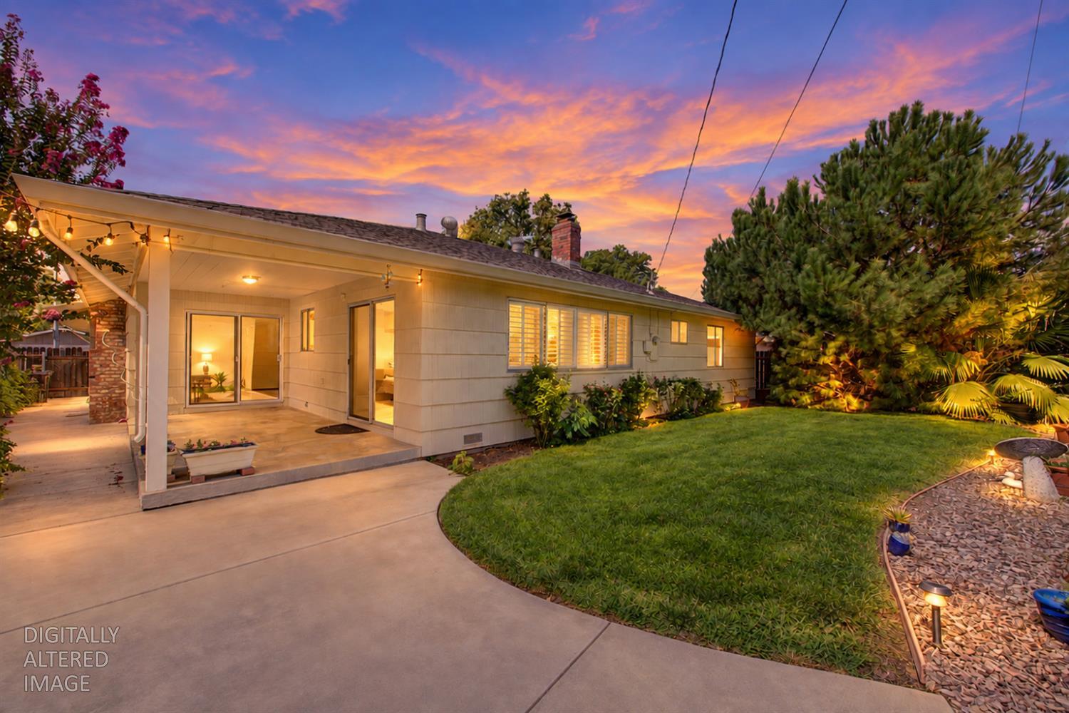928 Acacia Davis CA 95616