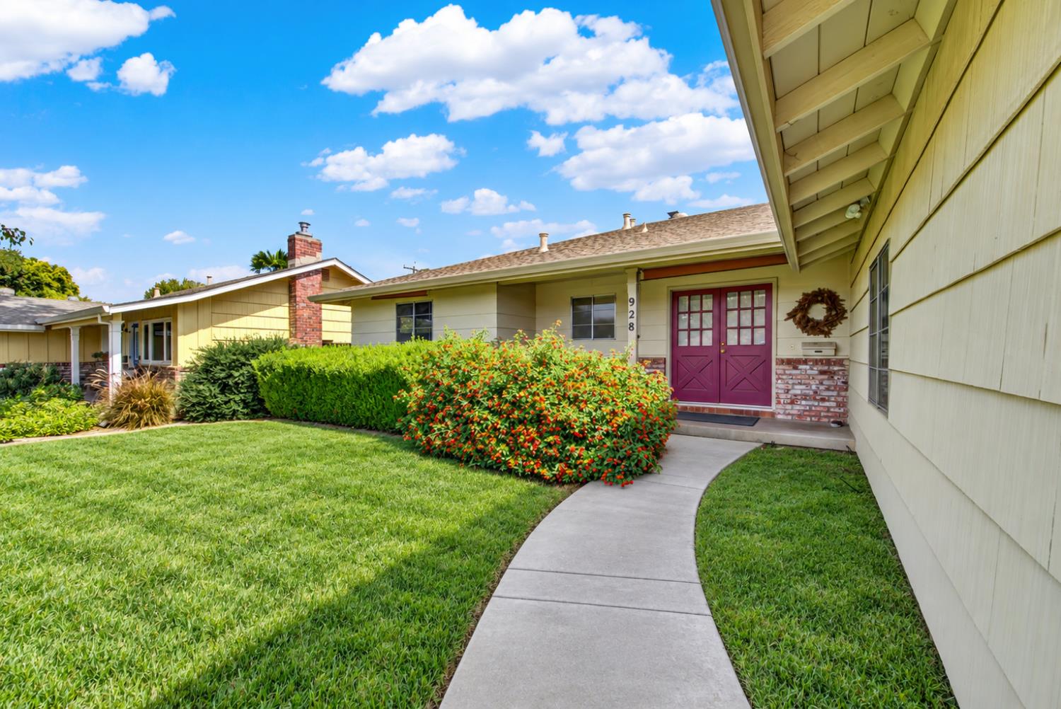 928 Acacia Davis CA 95616