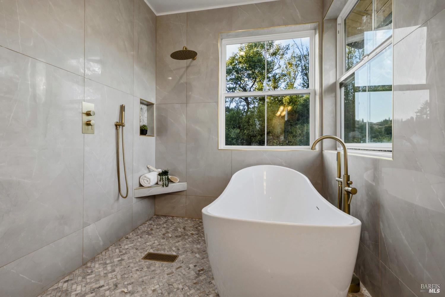 3441 Castlerock Court Santa Rosa CA 95404