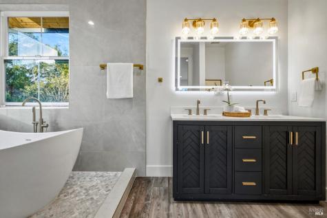 3441 Castlerock Court Santa Rosa CA 95404