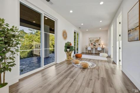 3441 Castlerock Court Santa Rosa CA 95404