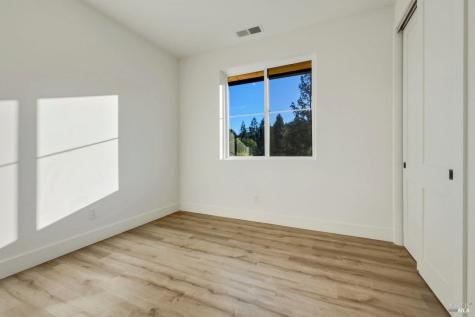 3441 Castlerock Court Santa Rosa CA 95404