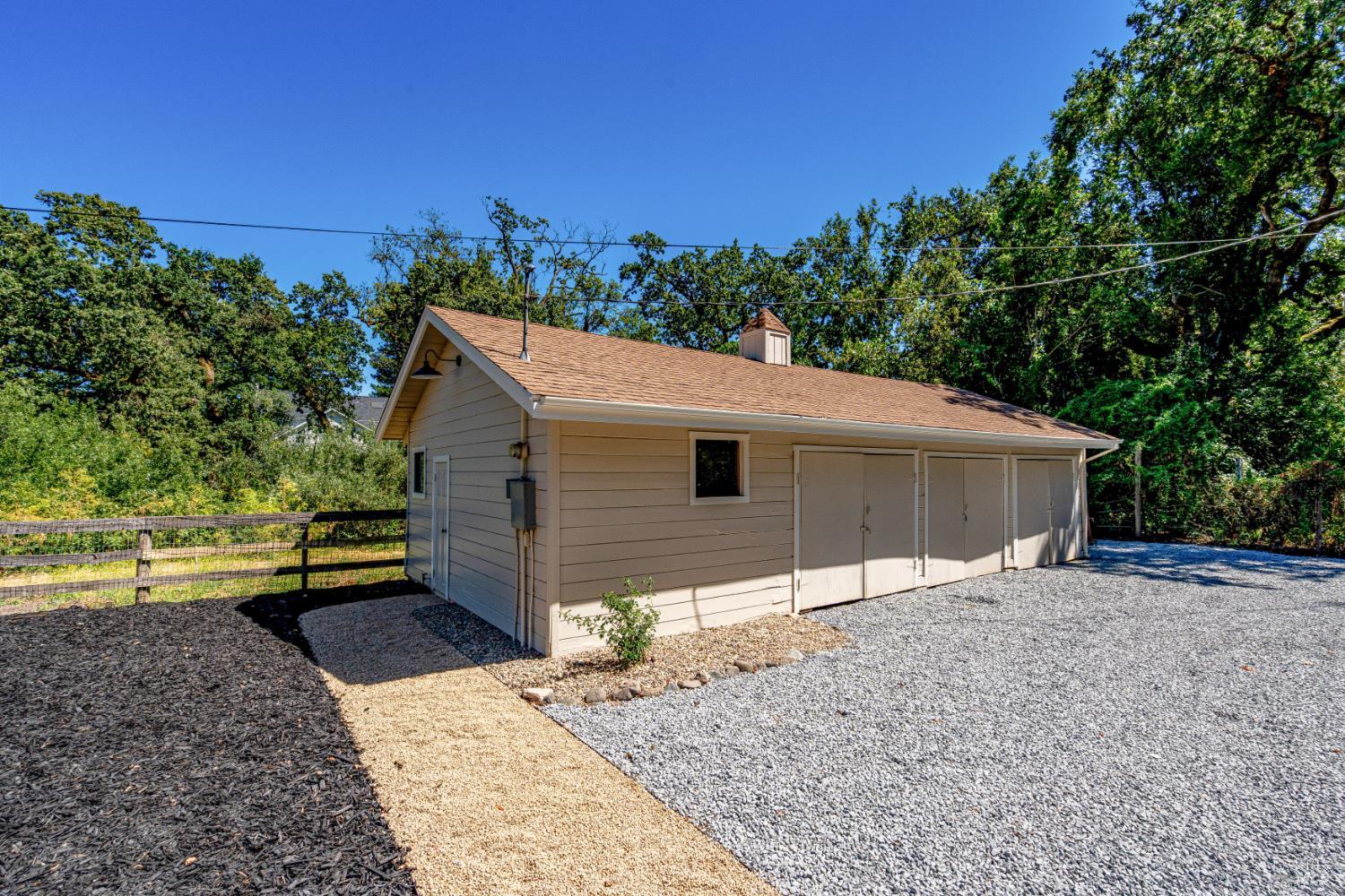 8021 Sonoma Highway Santa Rosa CA 95409