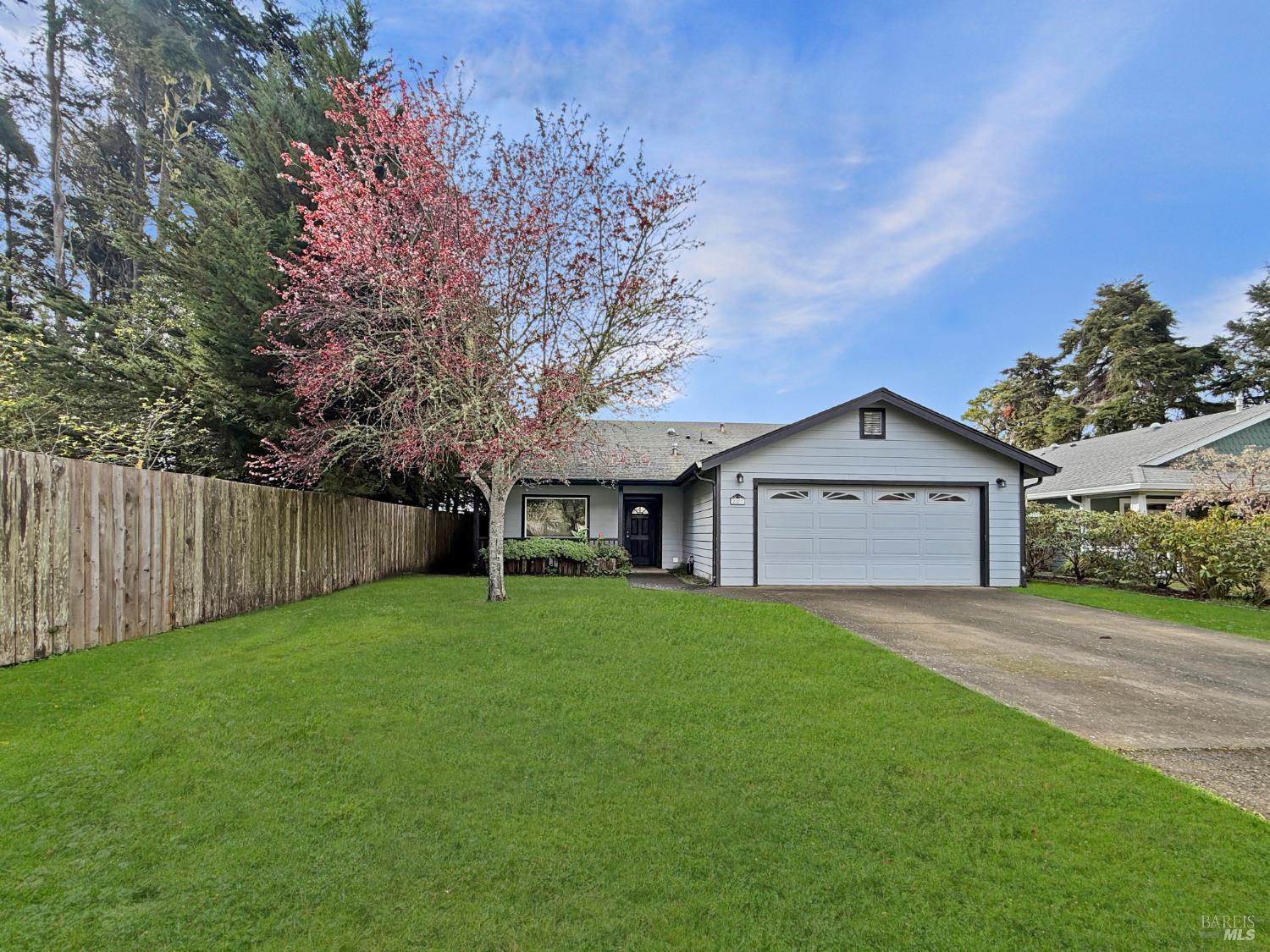 227 Hocker Lane Fort Bragg CA 95437