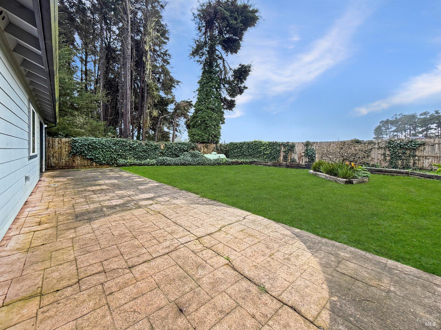 227 Hocker Lane Fort Bragg CA 95437