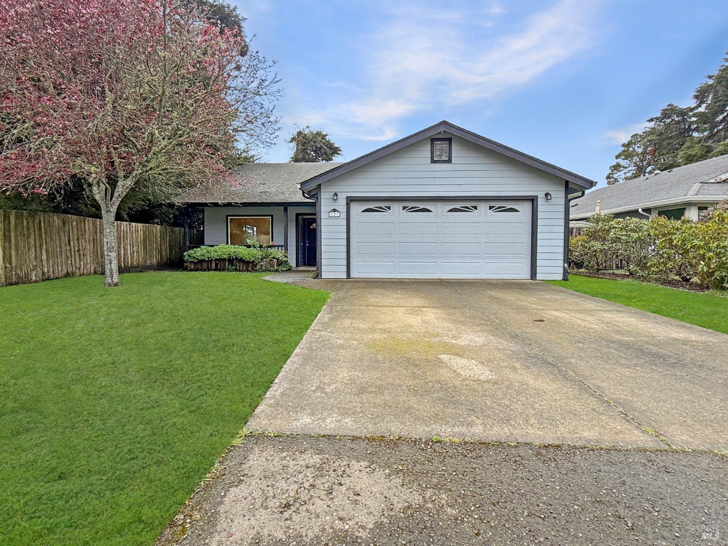 227 Hocker Lane Fort Bragg CA 95437