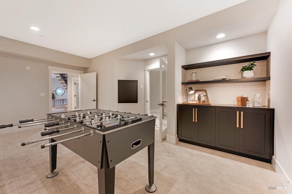 22 Oak Knoll Court Petaluma CA 94952